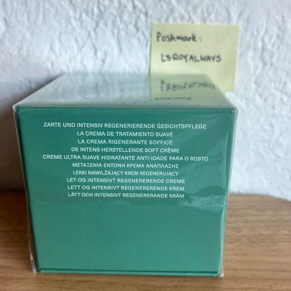 [2 oz] La Mer The Moisturizing Soft Cream E25. new, guaranteed authentic & fresh - Picture 2 of 3